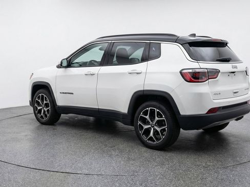Used 2025 Jeep Compass Limited AWD/4WD image 6