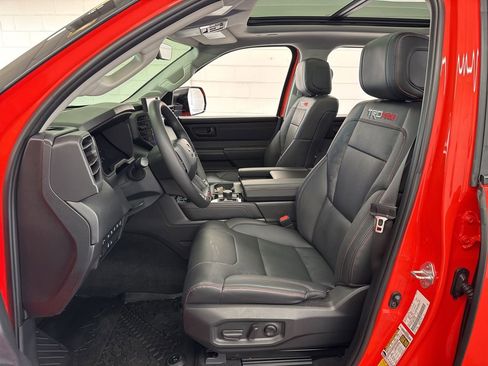 Used 2022 Toyota Tundra TRD Pro AWD/4WD image 13