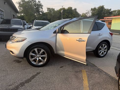 Used 2013 Nissan Murano LE w/ Platinum Pkg AWD/4WD image 32