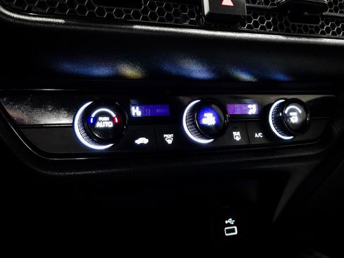 Used 2023 Honda HR-V LX image 29