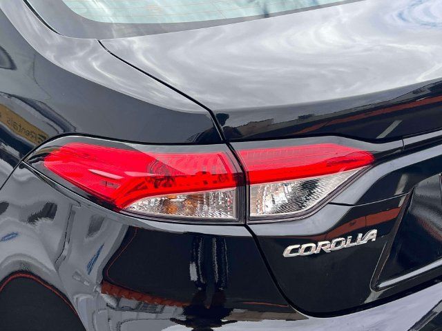 Used 2026 Toyota Corolla LE FWD image 14