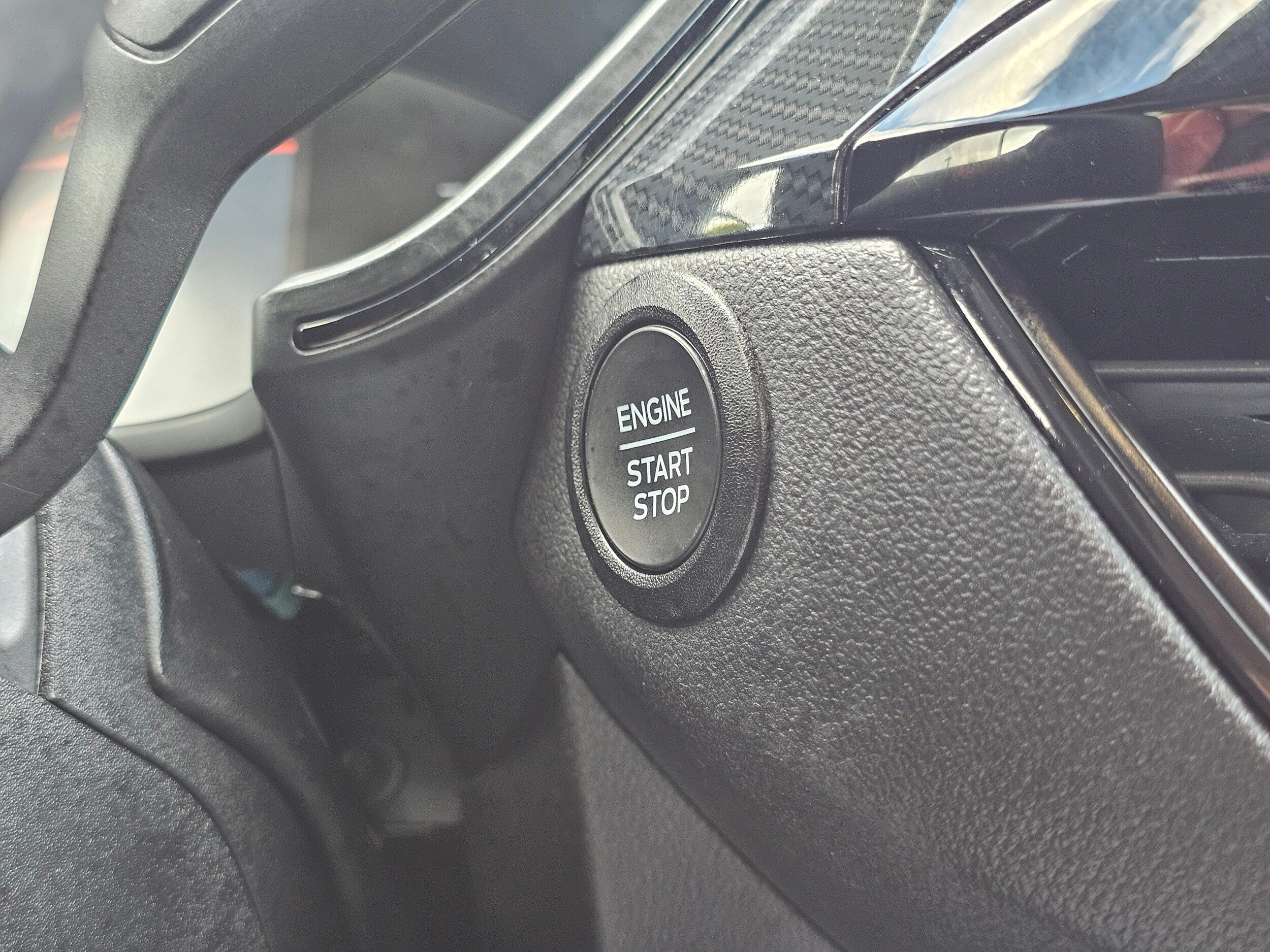 Used 2025 Ford Escape ST-Line AWD/4WD image 28