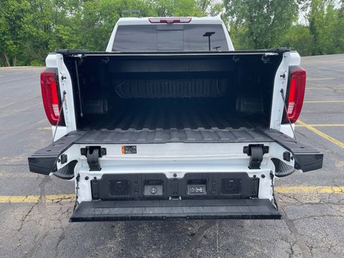 Used 2022 GMC Sierra 1500 AT4X image 17
