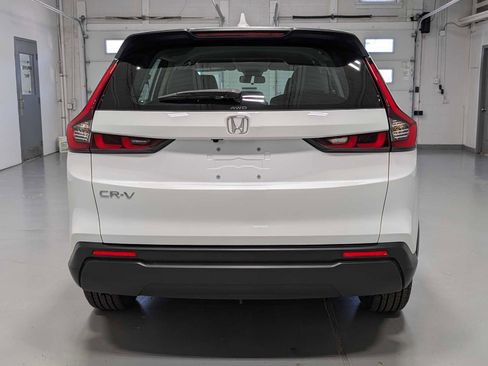 Used 2023 Honda CR-V LX image 9