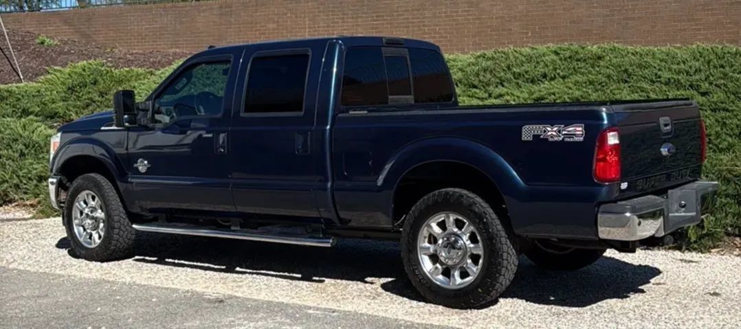 Used 2015 Ford F250 Lariat w/ Lariat Ultimate Package AWD/4WD image 7
