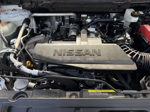 Used 2025 Nissan Rogue SV AWD/4WD image 32