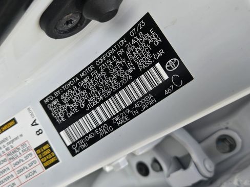 Used 2023 Toyota Corolla XLE image 27