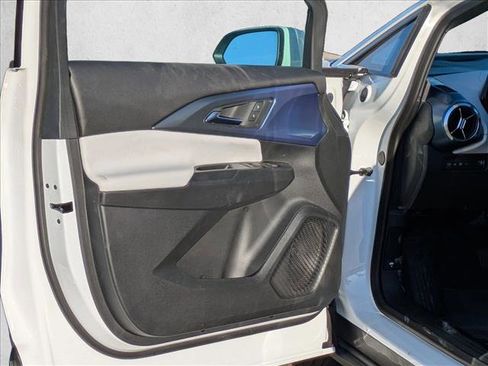 New 2026 Chevrolet Equinox EV LT image 11