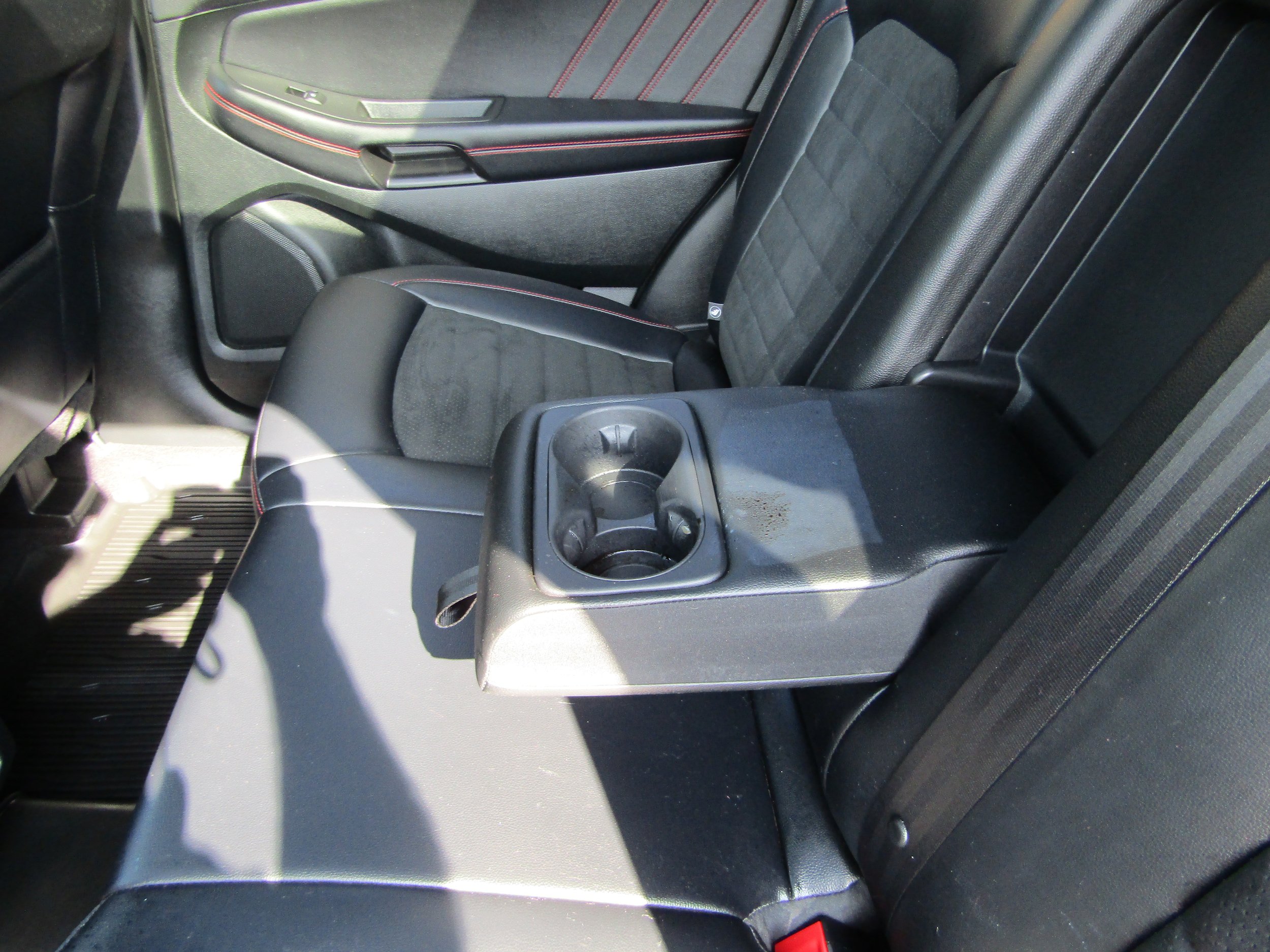 Used 2023 Ford Edge ST-Line AWD/4WD image 18