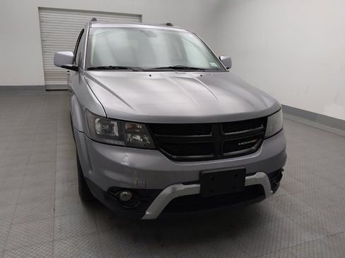 Used 2020 Dodge Journey Crossroad FWD image 14