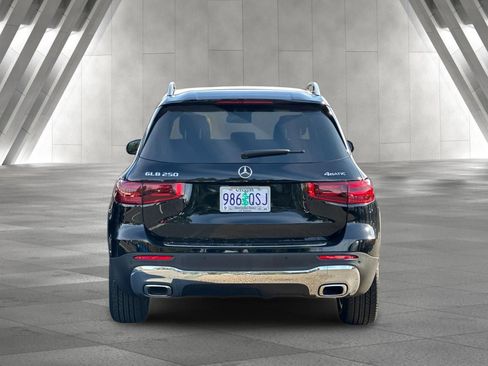 Certified 2025 Mercedes-Benz GLB 250 4MATIC image 5