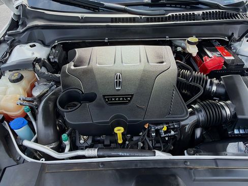 Used 2017 Lincoln MKZ Reserve w/ Technology Package image 32