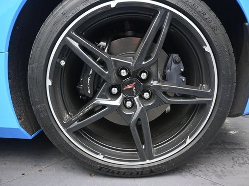 Used 2025 Chevrolet Corvette Stingray Premium Conv w/ 3LT RWD image 10