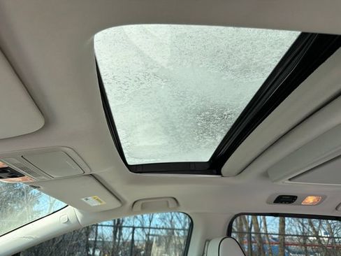 New 2026 Honda Odyssey Touring image 21