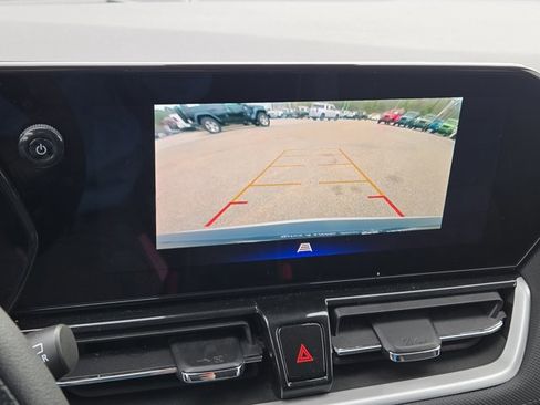 Used 2025 Chevrolet TrailBlazer LT w/ Driver Confidence Package image 25