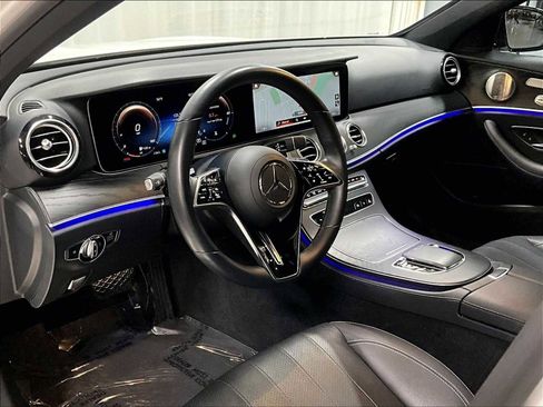 Used 2022 Mercedes-Benz E 350 Sedan image 7