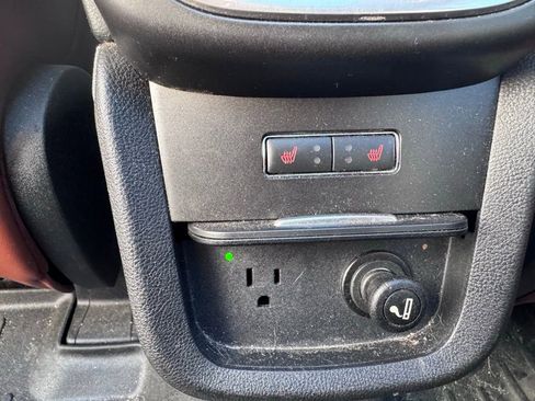 Used 2017 Lincoln MKX Reserve w/ Lincoln MKX Climate Package image 17