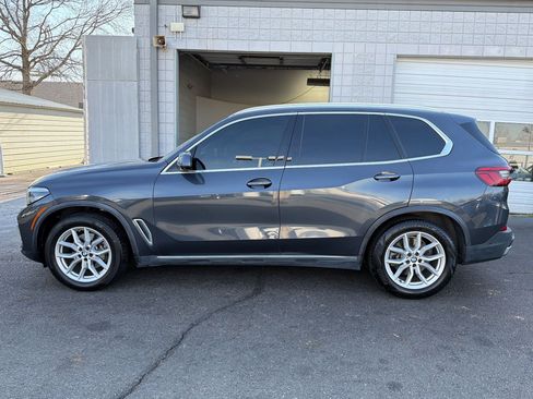 Used 2019 BMW X5 xDrive40i w/ Convenience Package image 2