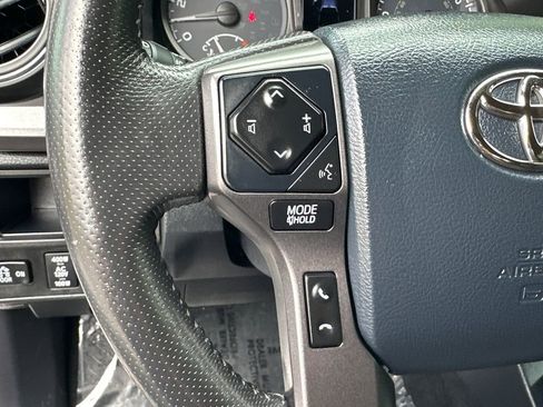 Used 2019 Toyota Tacoma TRD Off-Road AWD/4WD image 20