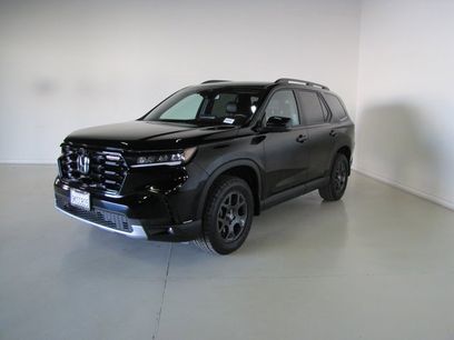 Certified 2024 Honda Pilot TrailSport