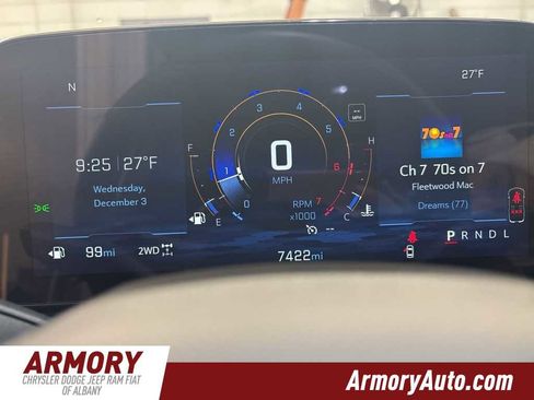 Used 2025 Chevrolet Equinox LT w/ Midnight Edition image 15