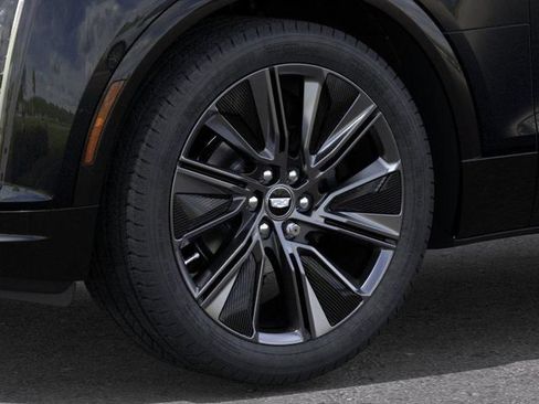 New 2026 Cadillac Lyriq Signature Sport AWD/4WD image 9