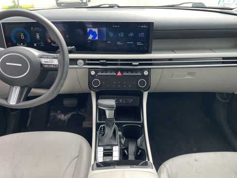 Used 2025 Hyundai Tucson SEL AWD/4WD image 11
