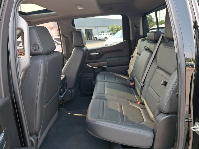 Used 2021 GMC Sierra 1500 Denali w/ Denali Premium Package AWD/4WD image 8