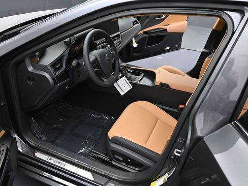 New 2025 Lexus ES 350 350 image 13