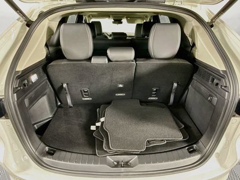 Used 2024 MAZDA CX-90 3.3 Turbo w/ Preferred Plus AWD/4WD image 26