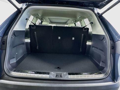 New 2026 Toyota Grand Highlander FWD image 23