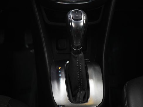 Used 2016 Buick Encore FWD image 17