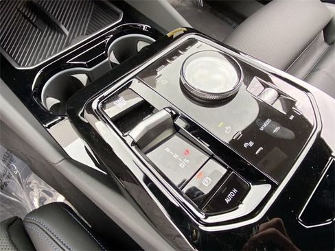 New 2025 BMW 530i w/ M Sport Package image 22