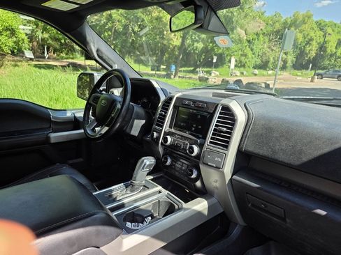 Used 2015 Ford F150 Lariat w/ Equipment Group 502A Luxury RWD image 27