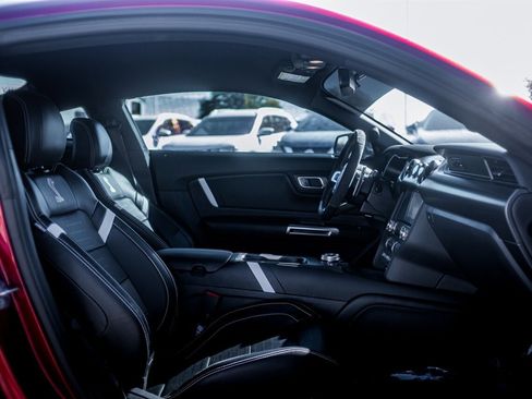 Used 2021 Ford Mustang Shelby GT500 w/ Technology Package image 33