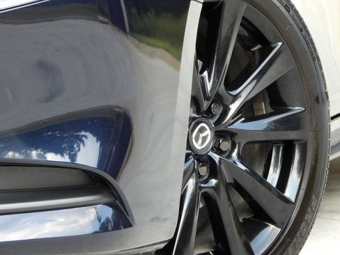 Used 2024 MAZDA MAZDA3 s FWD image 6