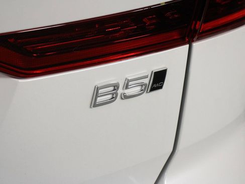 Used 2026 Volvo XC60 B5 Plus AWD/4WD image 20