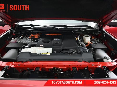 Used 2023 Toyota Sequoia Platinum AWD/4WD image 45