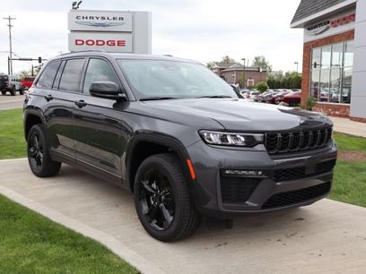 New 2026 Jeep Grand Cherokee Limited w/ Limited Altitude Package