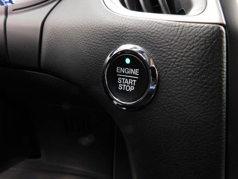 Used 2023 Ford Edge SEL image 31