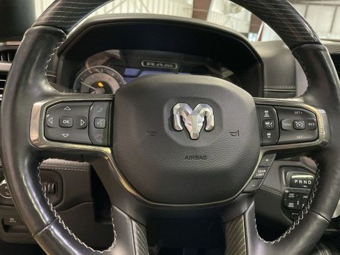 Used 2019 RAM 1500 Limited AWD/4WD image 17