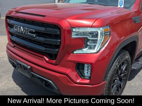 Used 2021 GMC Sierra 1500 Elevation w/ LPO, Elevation Black Package AWD/4WD image 7