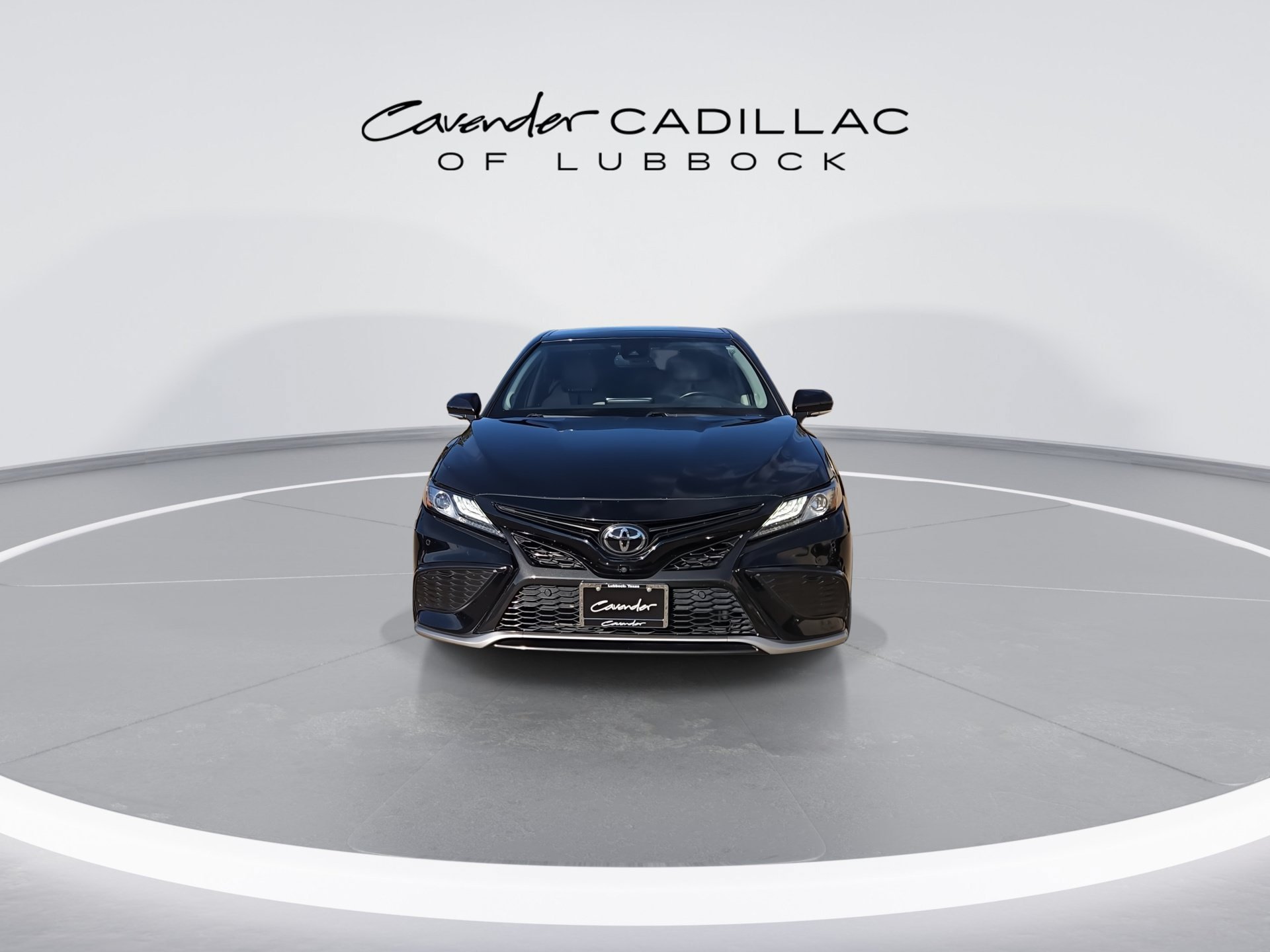 Used 2023 Toyota Camry XSE w/ Navigation Package FWD image 3