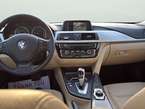 Used 2018 BMW 320i Sedan image 20