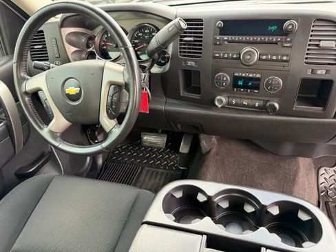 Used 2012 Chevrolet Silverado 1500 LT RWD image 12