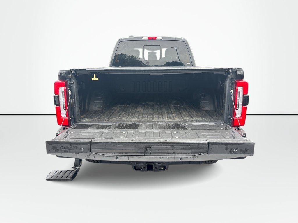 Certified 2023 Ford F350 Platinum AWD/4WD image 10