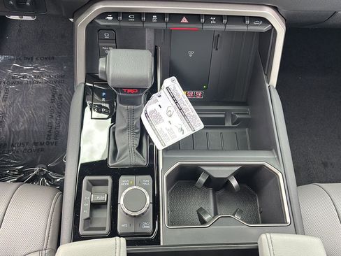 New 2026 Toyota Tundra Limited AWD/4WD image 30