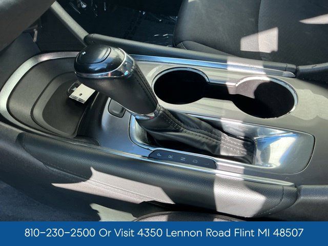 Used 2016 Chevrolet Malibu LT FWD image 25