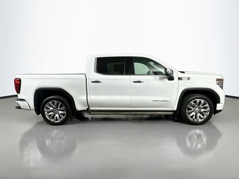 Used 2024 GMC Sierra 1500 Denali AWD/4WD image 7