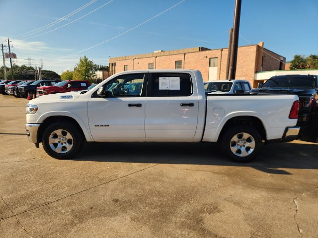 Used 2025 RAM 1500 Big Horn AWD/4WD image 4